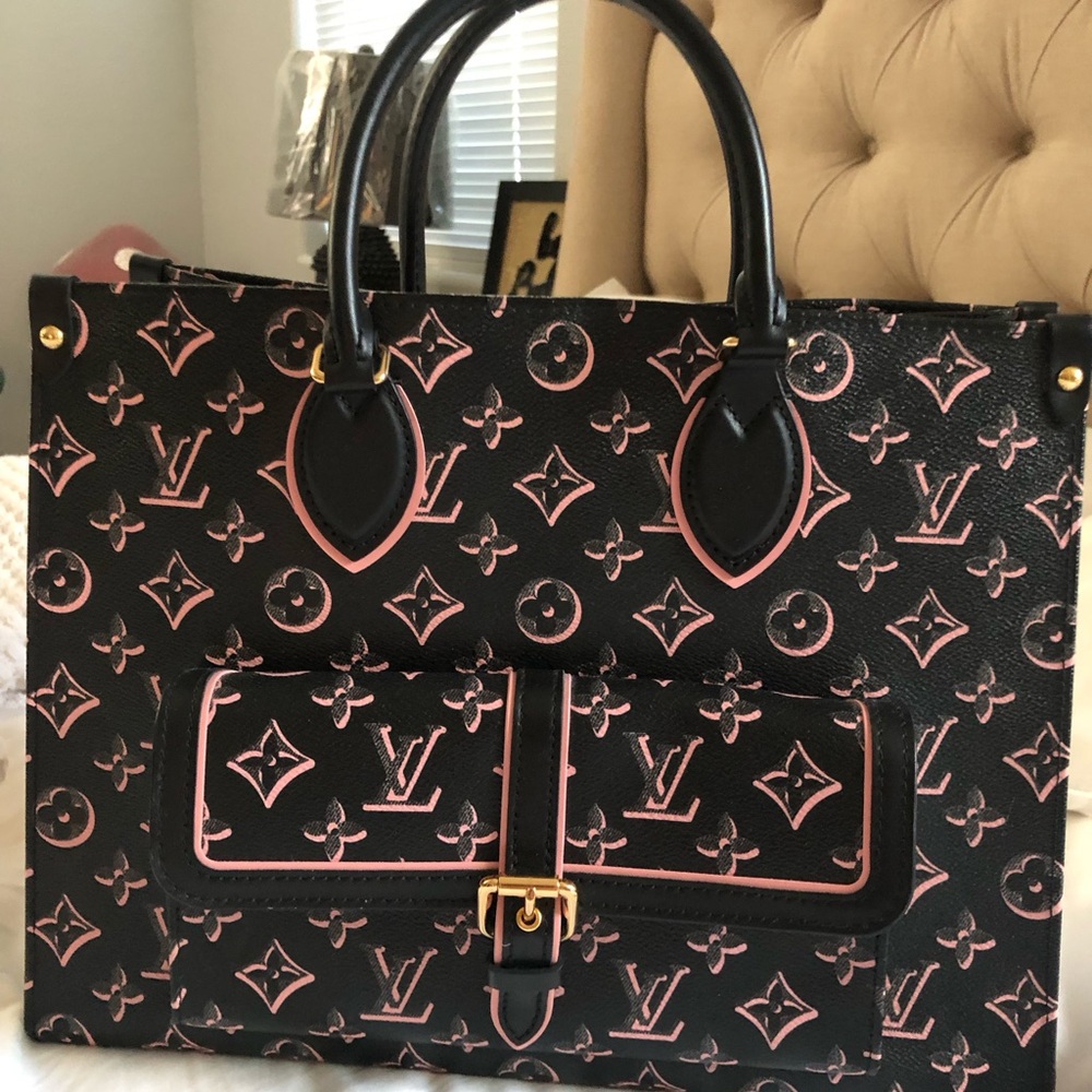 Louis Vuitton onthego mm Monogram Tote
